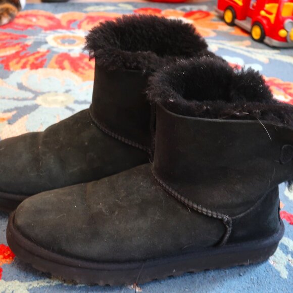 UGG Shoes - Black Ugg Booties